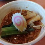 幸楽苑 - 汁を飾り付け