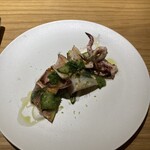 forare - 烏賊のグリルに胡瓜の冷たいグラニテソース