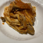 forare - 牛の何番目かの胃袋のタリアッテレ美味しいです。