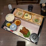 鶴亀 - 注文①：うなぎ御膳---2,350円（写真１）