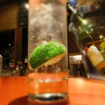 PESCA - ■食前酒はジントニックにしたのだ。