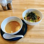 醤油ラーメン しのわ - 坦々つけ麺　1100円