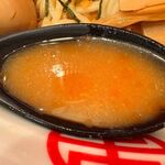 蒙古タンメン中本 - サラサラのスープ