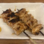 大船1丁目やきとん - シロ、コブクロ（全てタレ）