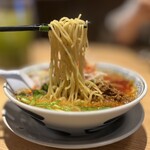 丸源ラーメン - しびれる辛さの麻辣担々麺 957円