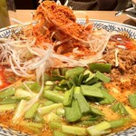 丸源ラーメン - しびれる辛さの麻辣担々麺 957円