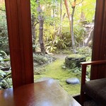 THE FUJIYA GOHONJIN - 何時間でも滞在したくなるような空間