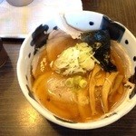 31704926 - 煮干醤油チャーシュー麺
