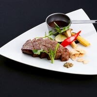 和牛ヘレステーキ（100g）