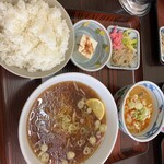 もつ煮屋 日の出食堂 - 