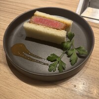 焼肉うしごろ 横浜店 - 牛ヒレカツサンド