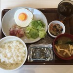 すき家 - 料理写真:ハムエッグ朝食