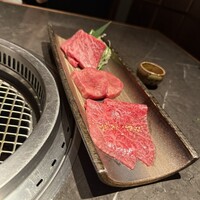 YORONIKU TOKYO AZABUDAIHILLS - 