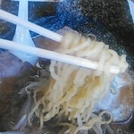 特製スタミナラーメンの麺