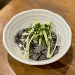 炭火焼肉ホルモンさわいし - センマイ刺し