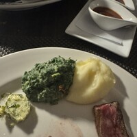 BLT STEAK  ROPPONGI - クリームスピナッチとマッシュポテト　アメリカンステーキには欠かせませんね