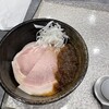 宍道湖しじみ中華蕎麦 琥珀 池袋店
