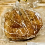 BAKERY - パイ×ドーナツ