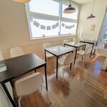 ブーランジェリー・ユイ - イートインスペース