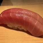 鮨 むとう - 中トロ(背側)　◎