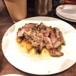 スペインバルジローナ - 豚肩ロースの炙り焼き