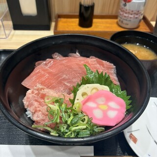 沼津魚がし丼_1