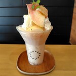 オトモニコーヒー ローストラボ - 料理写真:横からの図