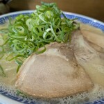 純とんこつ無双 - クリミそうなスープの色