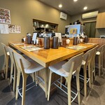 炭焼治郎 - 店内