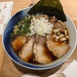 ラーメンWalkerキッチン - 柏ブラックチャーシュー麺