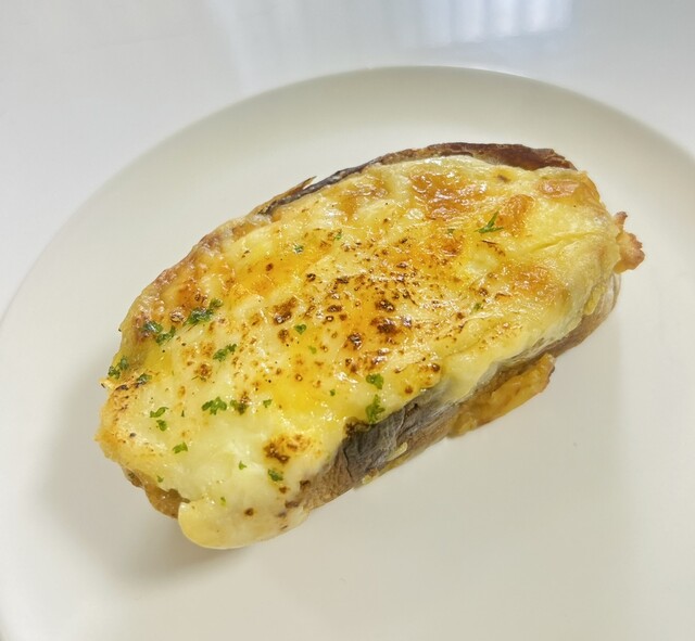 UTSUBO BAKERY PANENA （ウツボベーカリーパネーナ） - 本町