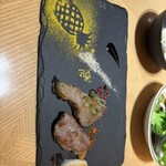 317088608 - 鉄板焼　盛り付けも綺麗