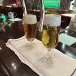 フィネガンズ・バー＆グリル - 