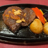 びふてき洋食存じやす - 