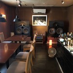 タウン ホール - テーブル席