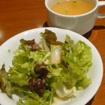 洋食屋 開明軒 - スープ・サラダセット。(+150円)