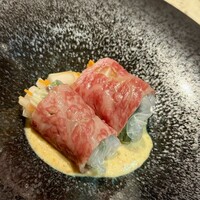 鉄板焼 天 六本木 - 牛生春巻き