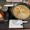 地産食堂ウルエ