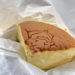 りくろーおじさんの店 大阪伊丹空港店 - 