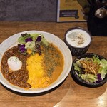 SPICY CURRY 魯珈 - 