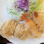 丸五 - 盛合せ（ヒレひと口かつ・車海老フライ）　￥1900