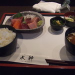 水神 - 刺身定食　790円