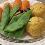 ビストロフィガロ - 野菜　ジャガイモ美味しい