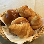 ビストロフィガロ - 朝食のパン