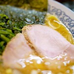 横浜豚骨醤油ラーメンYOLO - 