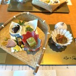 下関温泉 風の海  - 右側 河豚皮の煮凝り