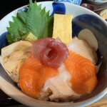 小嶋屋総本店 - ミニ海鮮丼