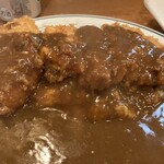 カレーの南海 - なかなかのボリューム