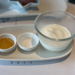 下関温泉 風の海  - プレーンヨーグルトにゆずのマーマレード