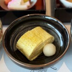 下関温泉 風の海  - 料理長作りたての、卵焼き。大根おろしに味が染み込ませてある。